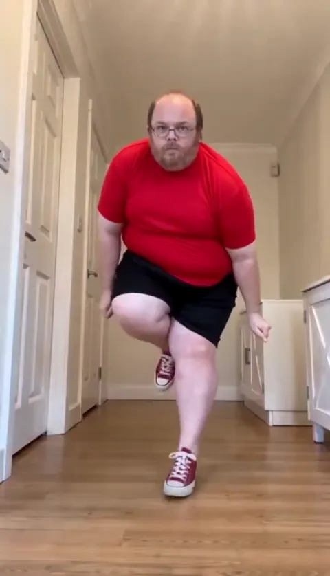 Toc Toc meme and dance: the hallway dancer marching up to a phone on the floor